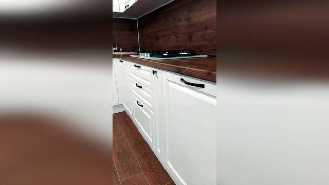 Кухня с фасадами в эмали! смотреть онлайн