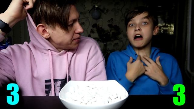 100 ЖВАЧЕК ЗА 10 МИНУТ С МЛАДШИМ БРАТОМ? КТО СЬЕСТ БОЛЬШЕ ? смотреть онлайн