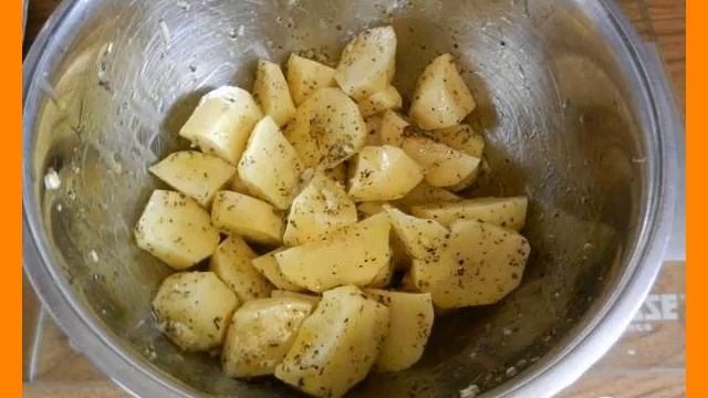 Утка под соусом из чернослива с картофелем Французская кухня смотреть онлайн