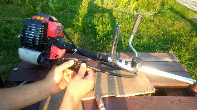 Разборка ручки мотокосы, проводки, тросики, настройка... смотреть онлайн
