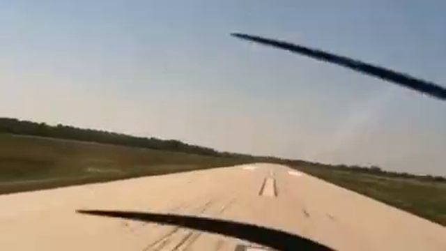 Landing at Ann Arbor City Airport. Посадка в Анн Арборе. смотреть онлайн