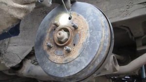 Снятие тормозного барабана. Nissan.
