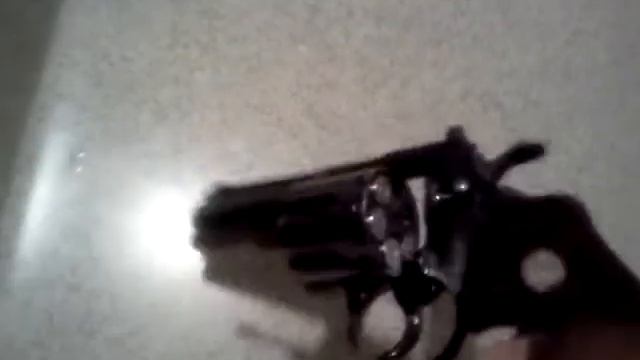 Colt 357 Python 4" смотреть онлайн