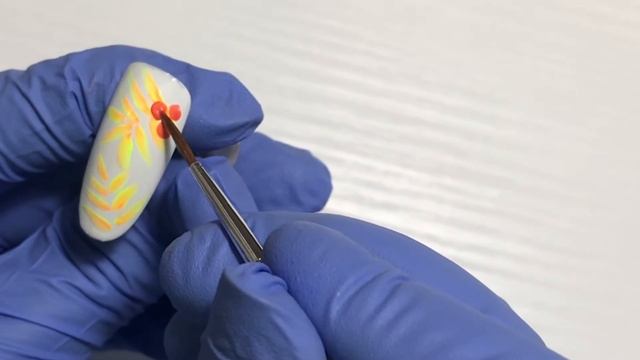 Веточка рябины- осенний дизайн смотреть онлайн