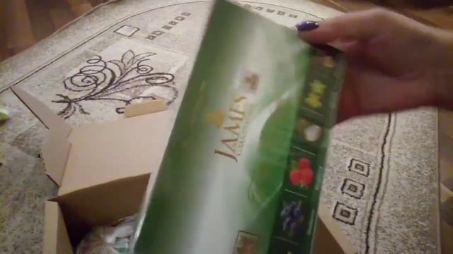 Распаковка Новогодней посылки от дедушки и бабушки. смотреть онлайн