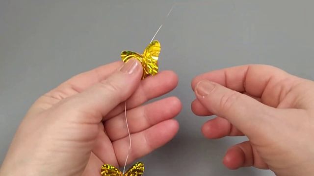 Работы из бисера и пайеток 1 часть. Снежинки, цветы, сувениры, подарки. смотреть онлайн