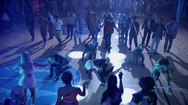Teen Beach 2: "Gotta Be Me" смотреть онлайн