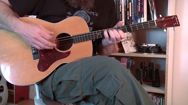 ACOUSTIC TENOR GUITAR Tuned In Fifths смотреть онлайн