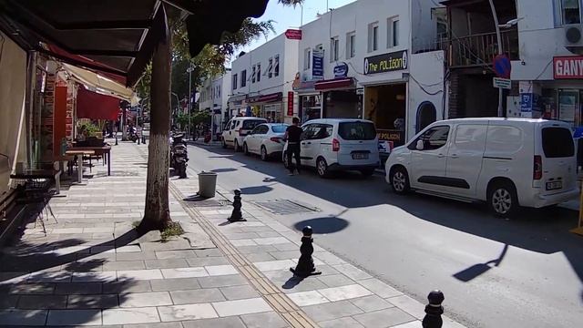 Бодрум Турция 2021 Пешеходная экскурсия. Прогулка по улицам города. Путь к пляжу. Walking city tour смотреть онлайн