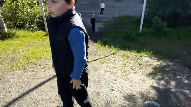 Прыжки в приседе в горку смотреть онлайн