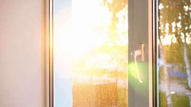 Как очистить стекло?Очиститель стекол от компании "TRIS". смотреть онлайн