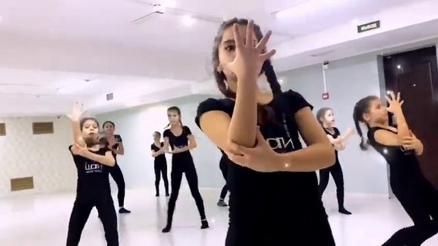 Театр танца "Шаги". Младшая группа. 2019 смотреть онлайн