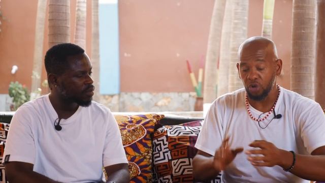 THIS AFRICAN AMERICAN LEFT THE USA TO GHANA WITH HIS FAMILY - HERE'S HIS REASONS смотреть онлайн