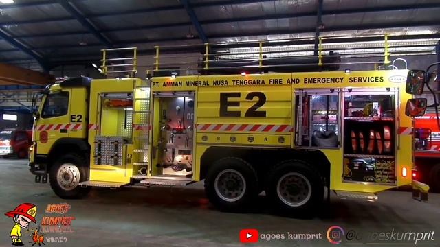 PEMADAM KEBAKARAN TAMBANG Mengunakan Engine Volvo FMX 400 with Darley pump 1000 gpm смотреть онлайн