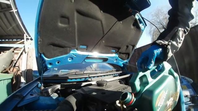 How I Change Car OIL And Oil Filter For My Skoda Felicia Estate