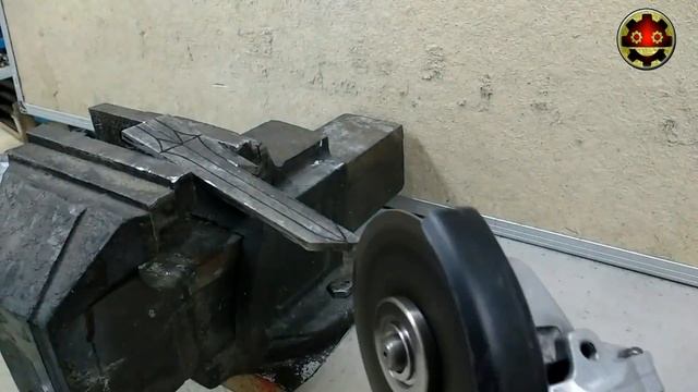 Forging a mini Conan Sword Metal смотреть онлайн