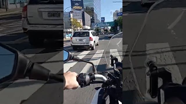 Paseo y encuentro VOGE, voge 300 DS Constitución - Martinez смотреть онлайн