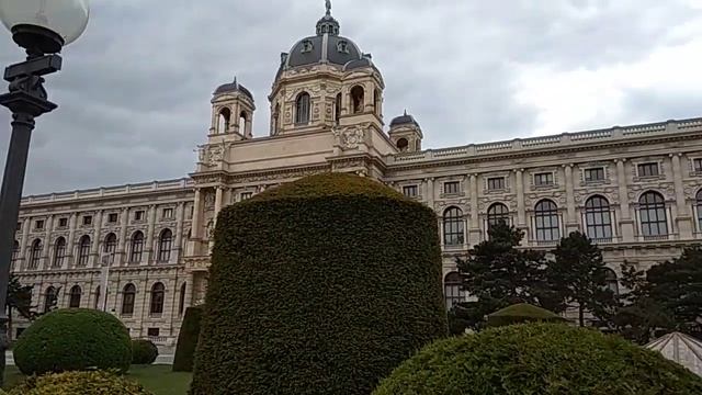 Вена. Площадь Марии Терезии смотреть онлайн
