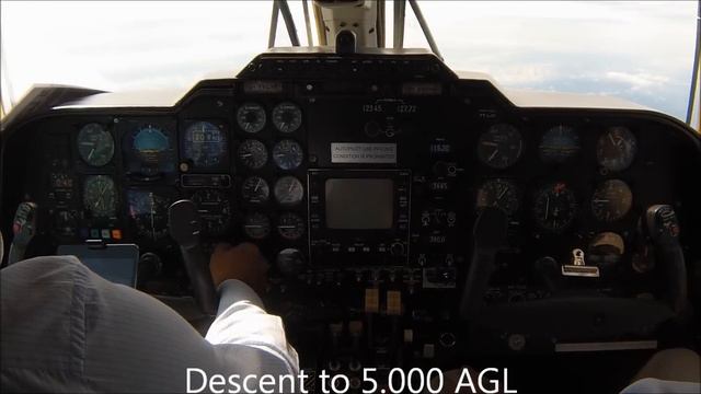 Mitsubishi MU2 SDEM to SBMT with ATC alive смотреть онлайн