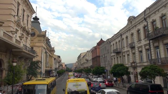Тбилиси из окна автобуса 3. Профессиональный гид. Старый город Тбилиси. Экскурсия по городу смотреть онлайн