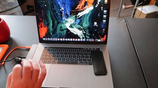 The HyperDrive USB-C Hub! The One Must Own Accessory For Your MacBook Pro! смотреть онлайн