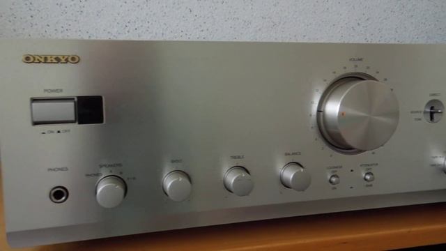 #hifiaudio Onkyo A-9511 Integrated Stereo Amplifier (2) (demo)