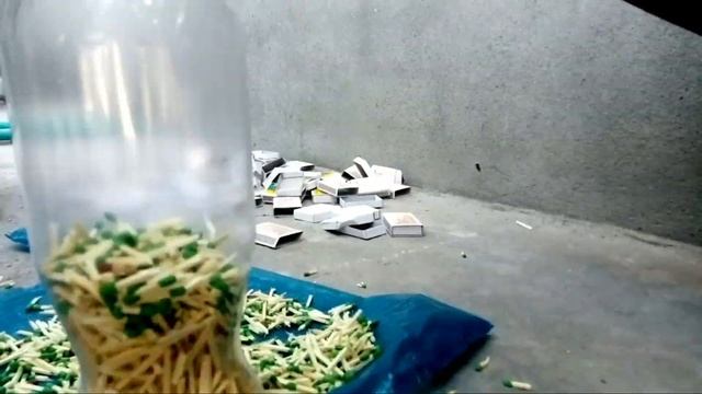 STRANGE MATCH BOTTLE FIRE!! 《Must watch》 смотреть онлайн