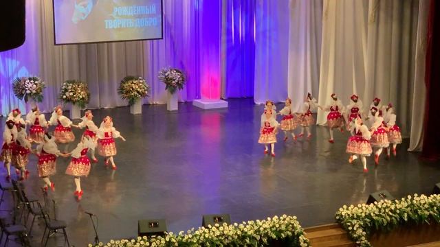 "Калинка" Ансамбль "Сюрприз" Майкоп смотреть онлайн