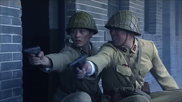 日軍以為能殺死村姑，卻被村姑用手榴彈全殲！ смотреть онлайн