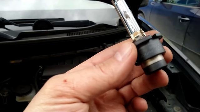 Как заменить ксеноновую лампу