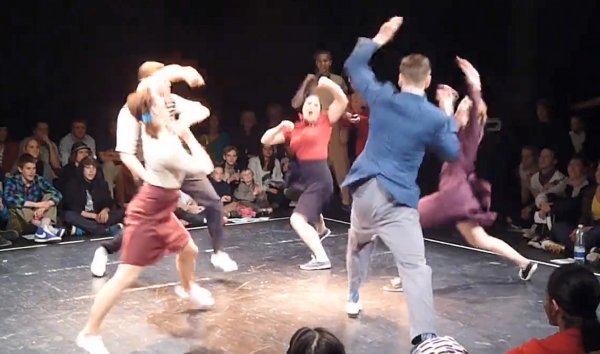 Lindy hop dance battle - Its like that
