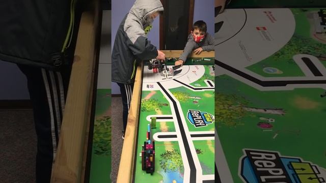 FLL Robot Run 2/3 смотреть онлайн