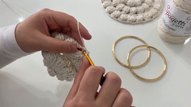 Pinterest’in O Meşhur Çantasını Örüyoruz 🤩 PAPATYA ÇANTA YAPIMI- Romashka Çanta Tarifi✔️ смотреть онлайн