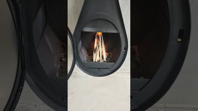 Дровяной подвесной камин установка часть 1