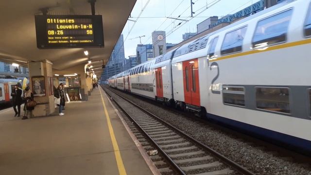 SNCB/NMBS : Train P Gand-Schaarbeek. смотреть онлайн