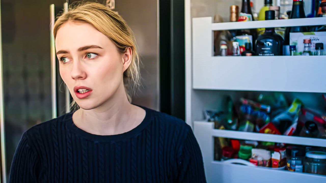 КОГДА ИЩЕШЬ РЕЦЕПТЫ В ИНТЕРНЕТЕ смотреть онлайн