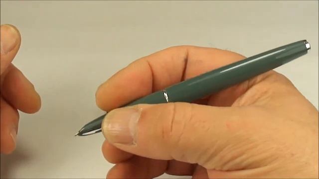 PARKER 61 CARTRIDGE CONVERTER FOUNTAIN PEN