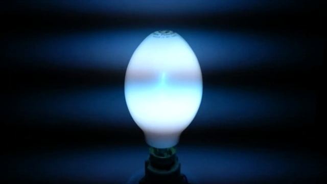 Запуск ДРЛ серии PowerWhite фирмы PHILIPS. Первое включение и прогрев. смотреть онлайн