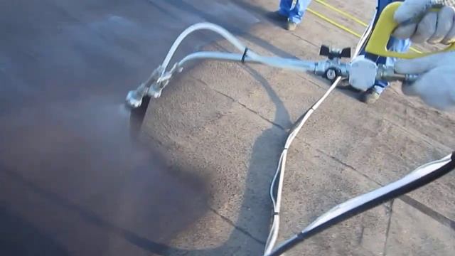 ремонт рулонной кровли материалом полимерно-битумная эмульсия "Жидкая Резина" смотреть онлайн