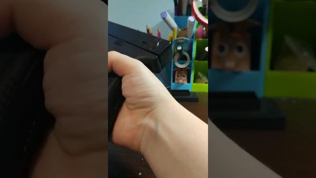 новое видео за 2 месеца обзор на Глок 18 на зажигалку пистолет. смотреть онлайн