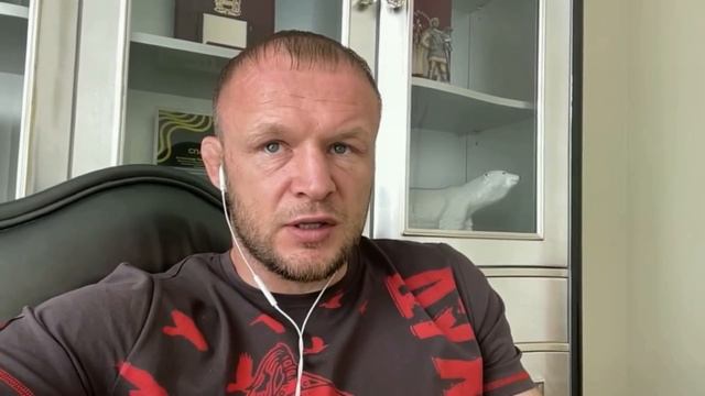 Шлеменко: "Волкову надо было рискнуть!" Честный разбор боя Волков vs Ган смотреть онлайн