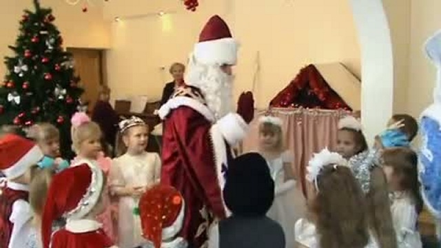 Дед Мороз и Снегурочка в детском садике смотреть онлайн