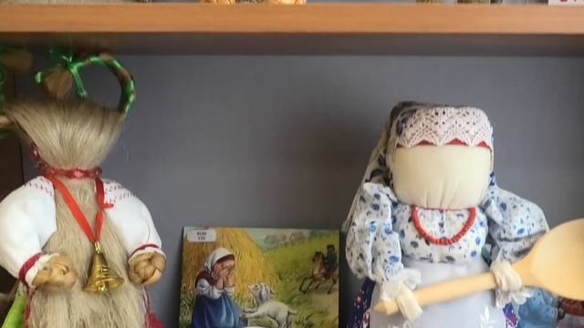 В руках мастера послушно обретают куклы душу. смотреть онлайн
