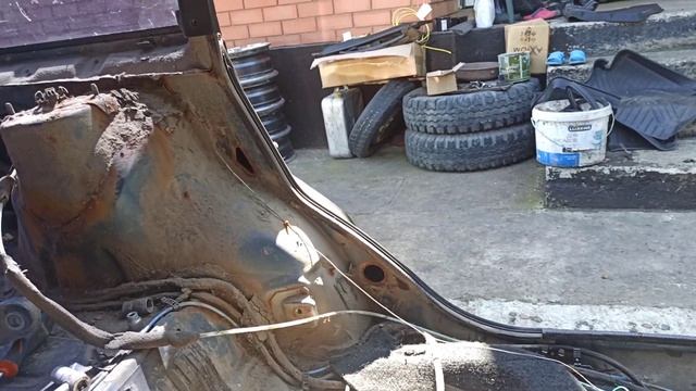 Как заменить уплотнитель дверного проема на пассате б3 Как поменять дверной уплотнитель на пассат б смотреть онлайн