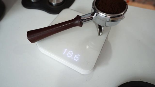 MAHLKONIG E65s Full Review #siamcaffeine смотреть онлайн