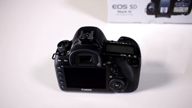 Canon 5D Mark IV: How Much Does It Weigh - Is It Heavy? | Video Tutorial