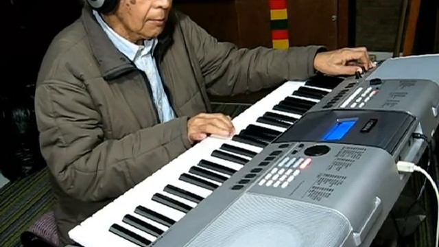 IMPROVISATION OF DOBRAK composed by Dedy Suardi on PSR E413 смотреть онлайн