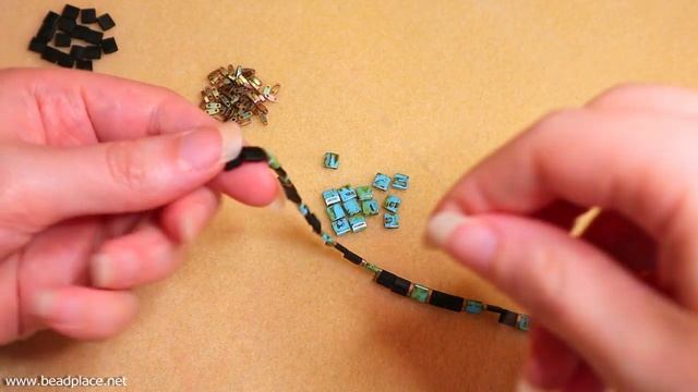 How To Make Easy Stretchy Tile Bracelets With Tila Beads смотреть онлайн