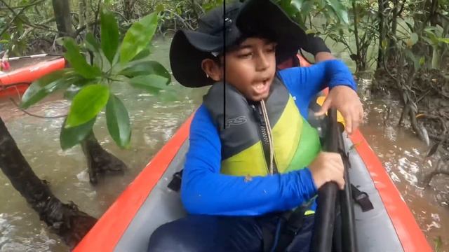 Ohana Kayak смотреть онлайн