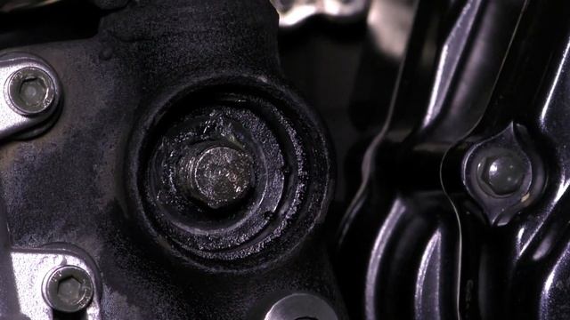 Смазка маятника на Geon Scrambler 250. Впервые с момента покупки после 8700 пробега. смотреть онлайн